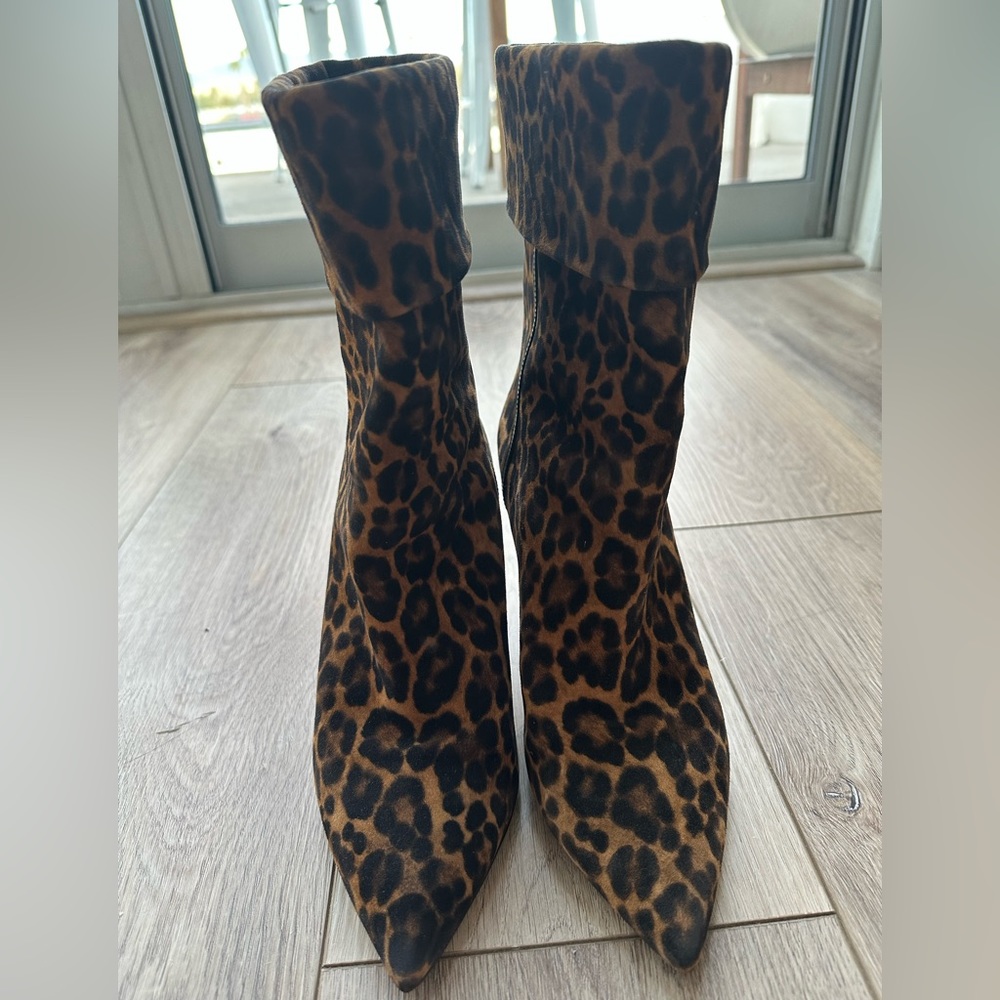 YSL SAINT LAURENT NIKI BOOTIES IN LEOPARD PRINT SUEDE - Picture 3 of 10